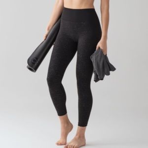 Lululemon Free to Flow leggings